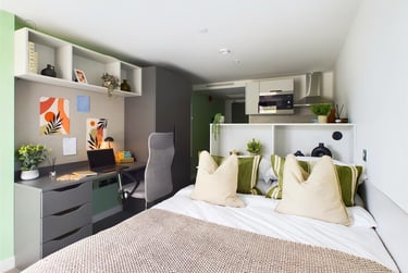 1 bed studio, Frederick Street, Holylands, Belfast, BT12LW - Image 1